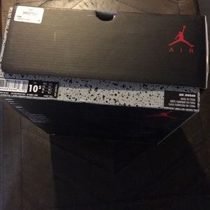 Jordan 5 Retro White Cement